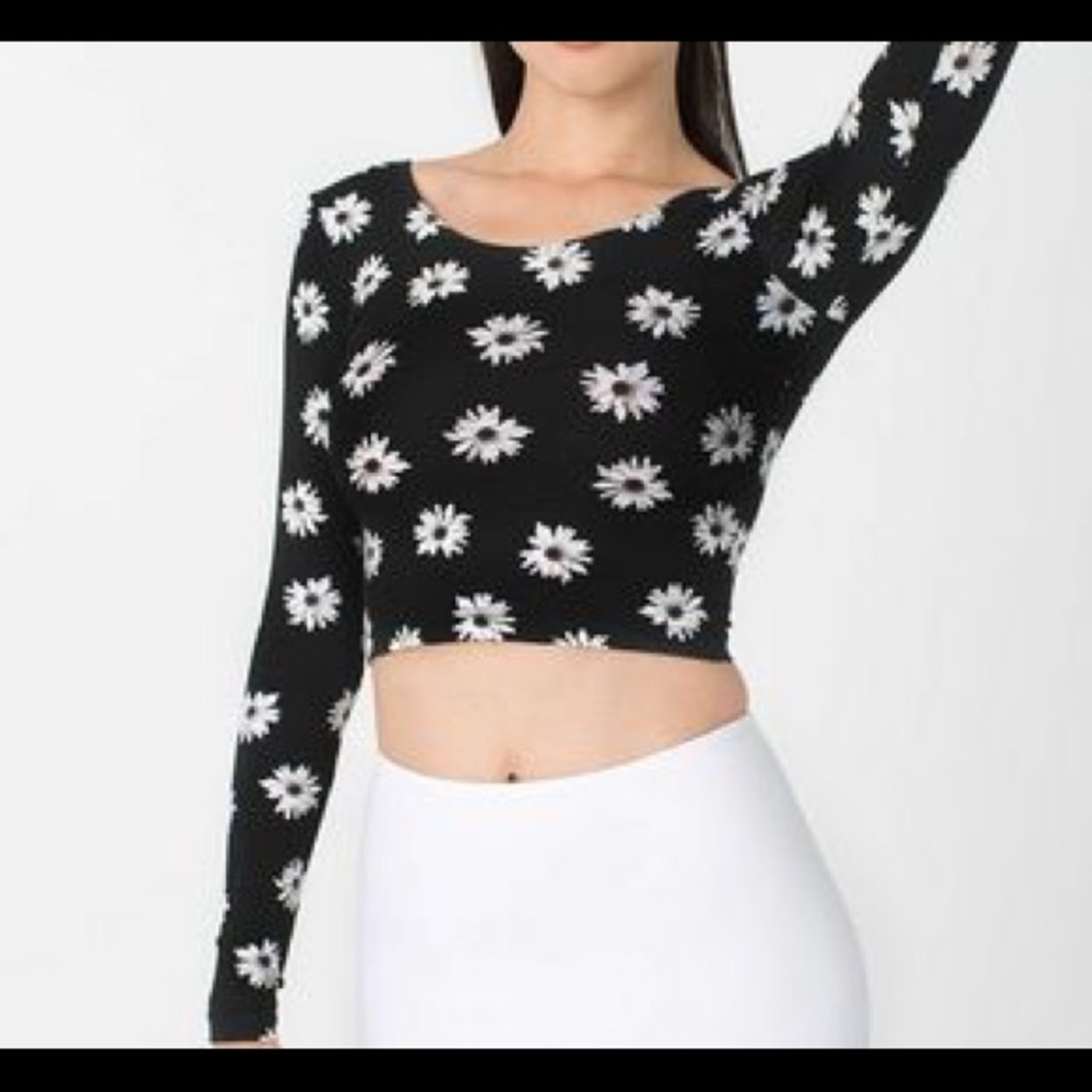 H&M Long Sleeve Daisy Crop Top Size M